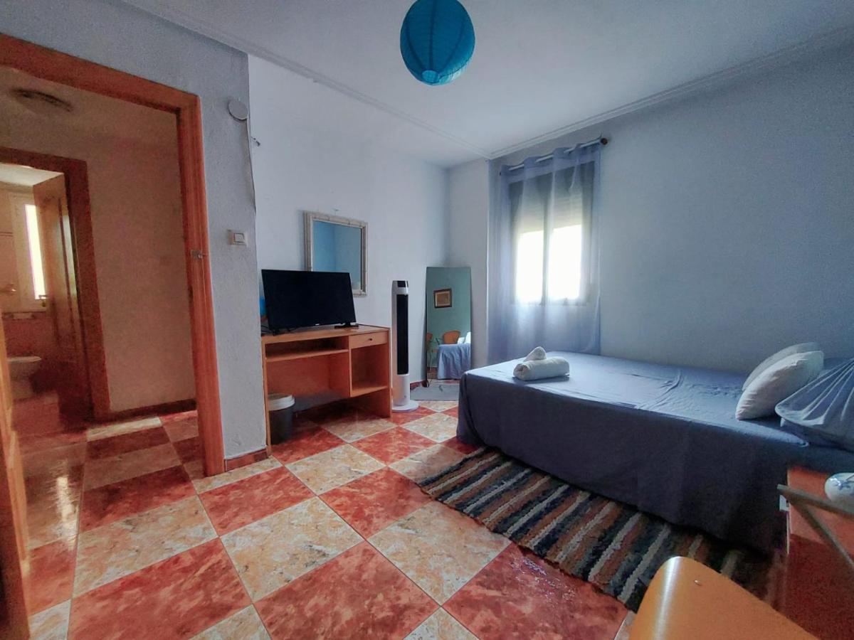 Mavis Habitaciones Valencia Bagian luar foto
